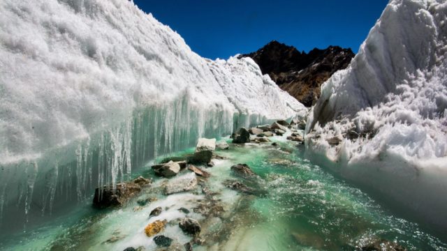 Gondban gleccserek és emberek – Az éghajlatváltozás már köztünk jár